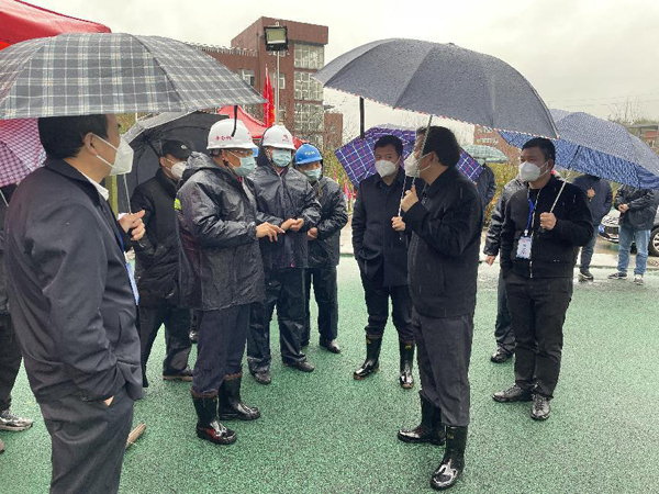 副市長汪發(fā)進一行視察公司田家炳中學(xué)疫情隔離點項目建設(shè) 副市長汪發(fā)進一行視察公司田家炳中學(xué)疫情隔離點項目建設(shè)