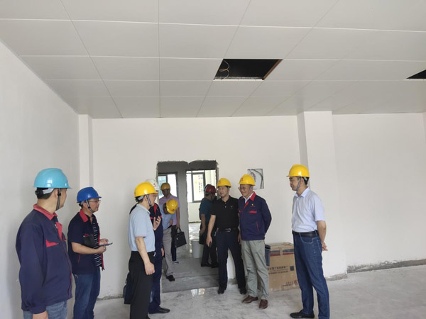 周俊到有色研發(fā)基地項目調研 周俊到有色研發(fā)基地項目調研