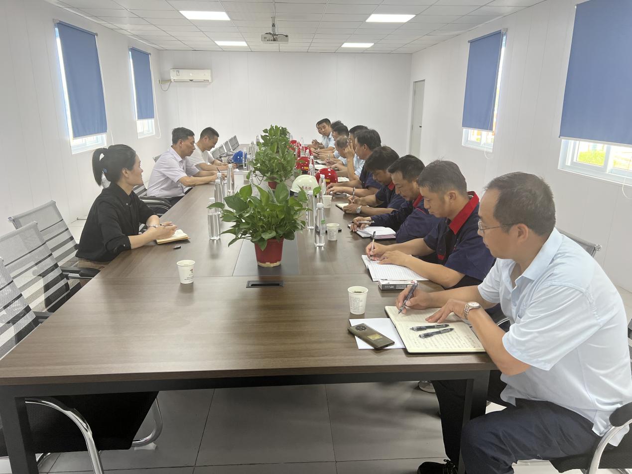 集團(tuán)公司總經(jīng)理丁士啟到銅基新材料項(xiàng)目調(diào)研指導(dǎo)工作 集團(tuán)公司總經(jīng)理丁士啟到銅基新材料項(xiàng)目調(diào)研指導(dǎo)工作